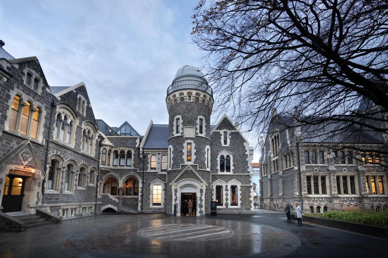 The Observatory Hotel Christchurch Extérieur photo The University of Canterbury