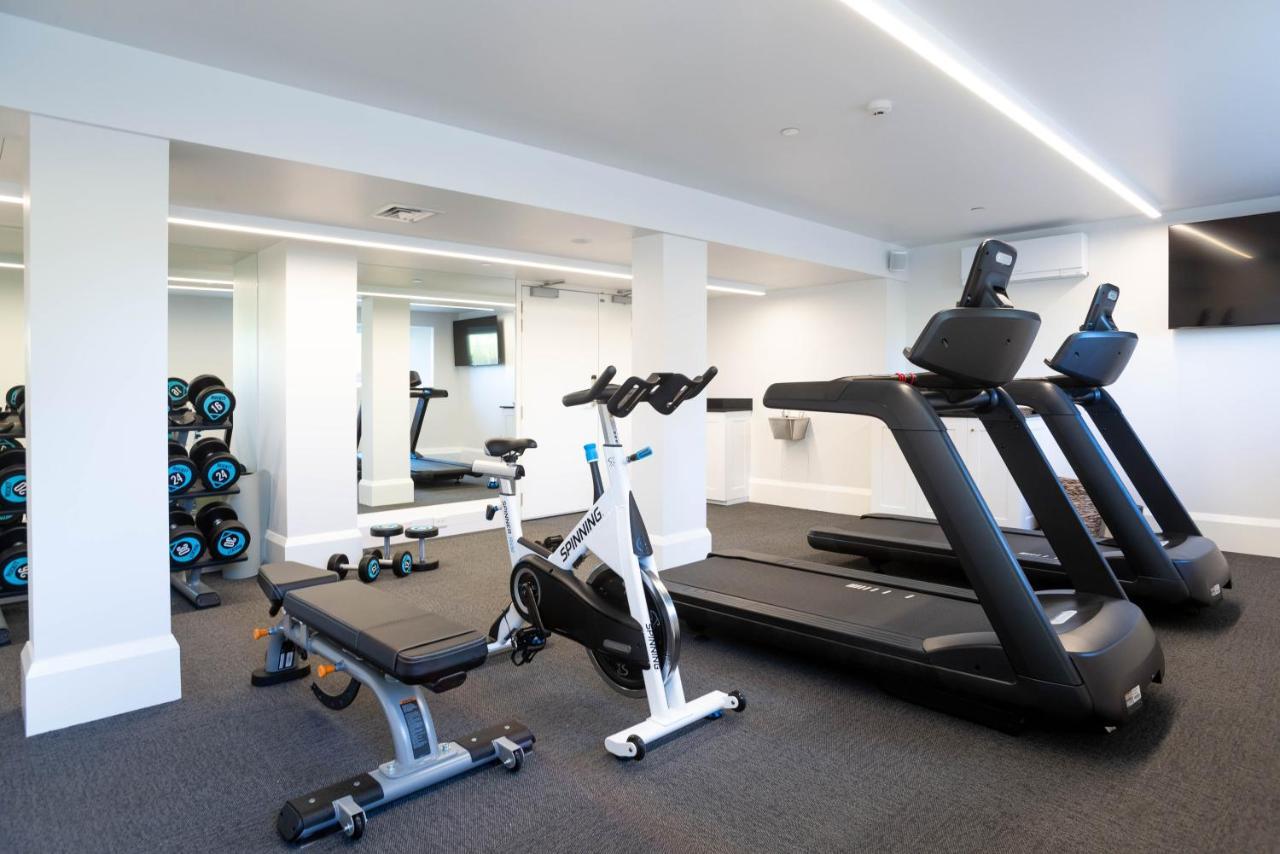 The Observatory Hotel Christchurch Extérieur photo The gym at the 1001 Club